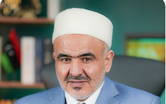 تأملات تفسيرية في قوله تعالى: ﴿وَقَالَ رَجُلٌ مُّؤْمِنٌ مِّنْ آلِ فِرْعَوْنَ يَكْتُمُ إِيمَانَهُ﴾